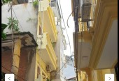 Cho thuê Ở HỘ GIA ĐÌNH ngõ 105 Bạch Mai, 25m2, 3tầng, 2PN, 2 vs, giá 8triệu